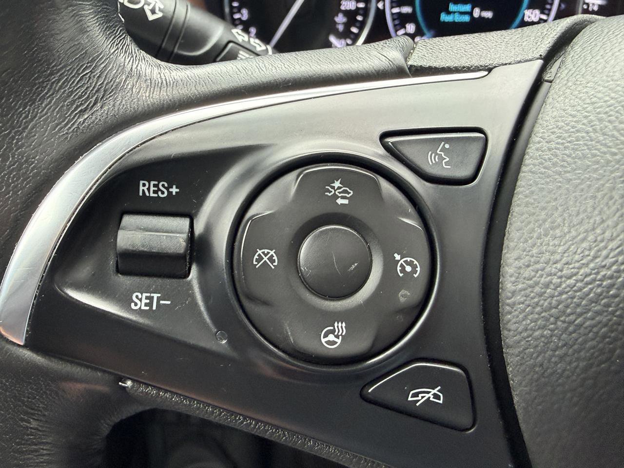 Used 2018 Buick Enclave Avenir w/ Avenir Technology Package AWD/4WD image 14