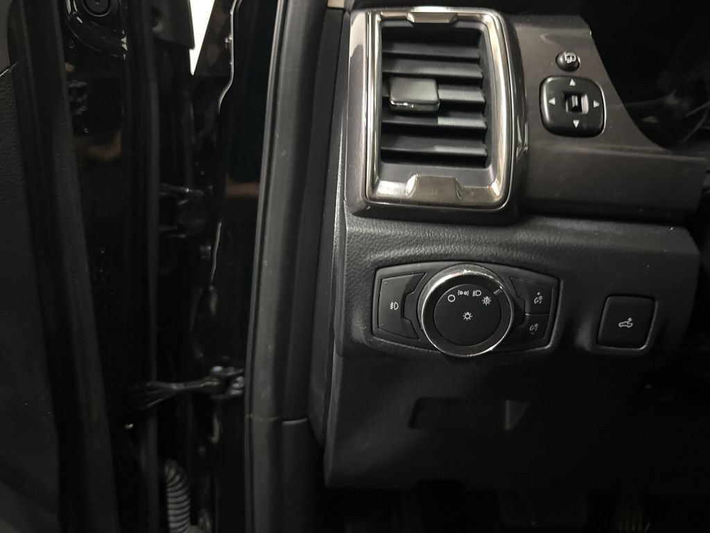 Used 2019 Ford Ranger Lariat w/ Black Appearance Package AWD/4WD image 34
