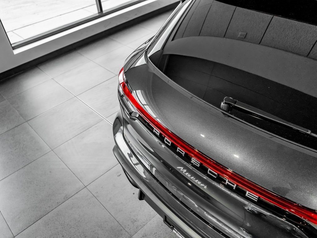 New 2026 Porsche Macan image 33