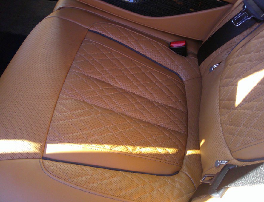 Used 2021 BMW 750i xDrive w/ Luxury Rear Seating Package AWD/4WD image 39
