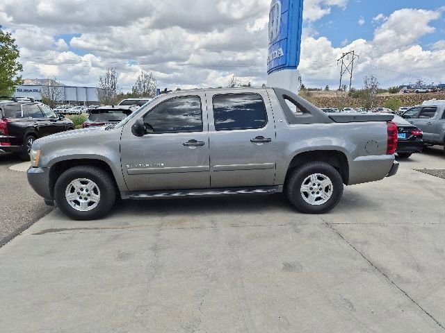 Used 2007 Chevrolet Avalanche LS RWD image 1