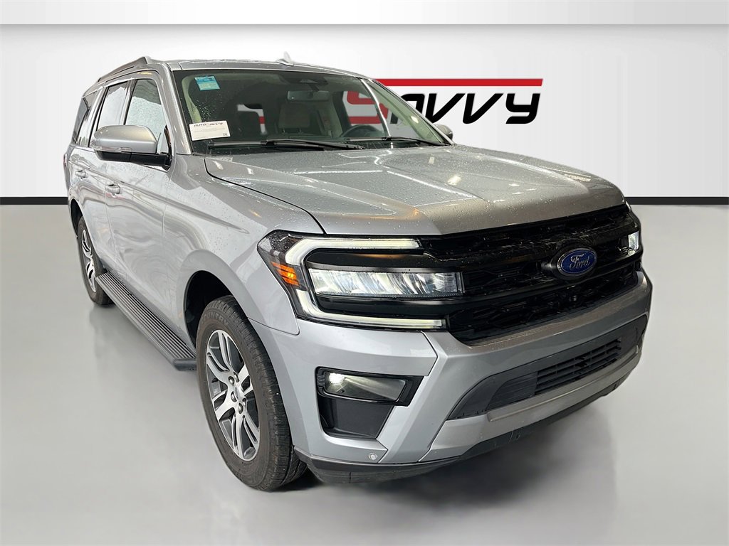 Used 2024 Ford Expedition XLT