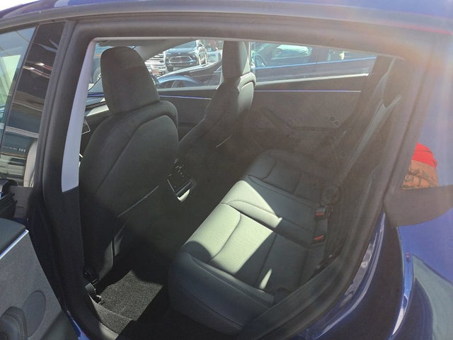 Used 2025 Tesla Model 3 Long Range RWD image 14
