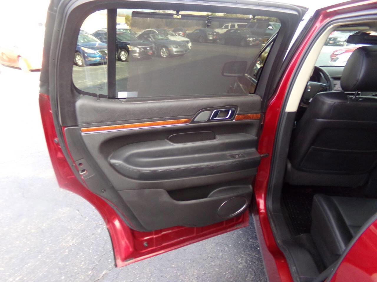 Used 2014 Lincoln MKT AWD w/ Equipment Group 201A image 22