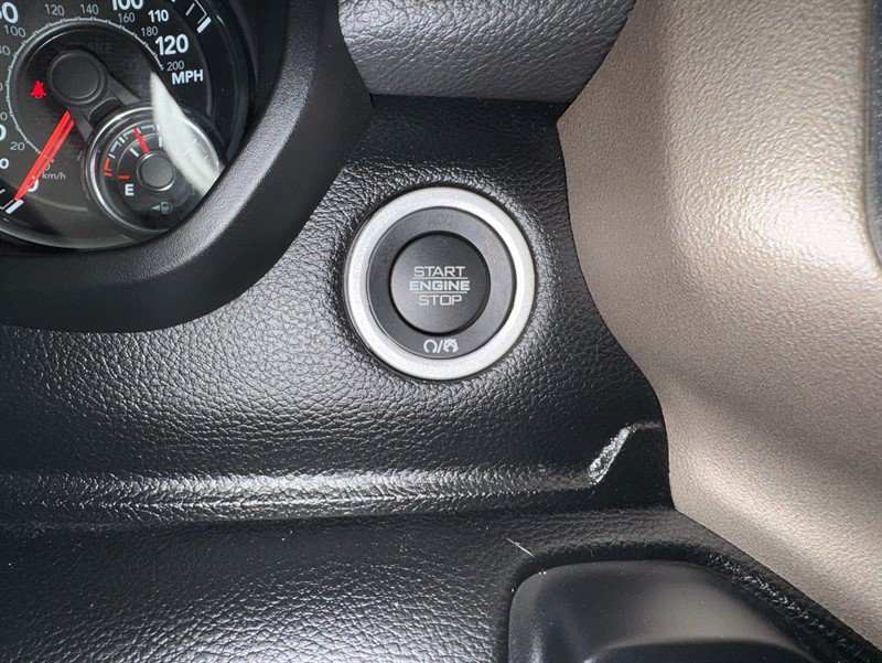 Used 2021 RAM 1500 Laramie AWD/4WD image 22