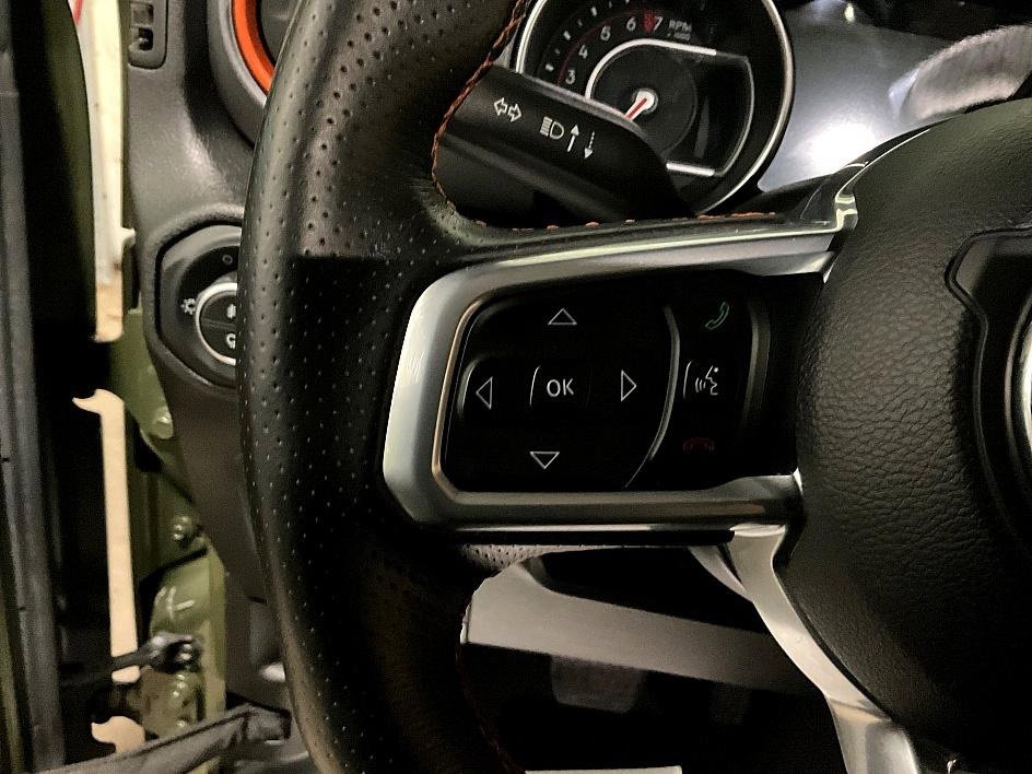 Used 2022 Jeep Gladiator Mojave w/ Cold Weather Group image 28