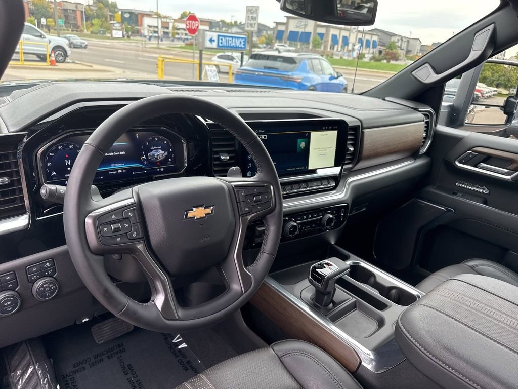 Certified 2024 Chevrolet Silverado 1500 High Country w/ High Country Premium Package image 19