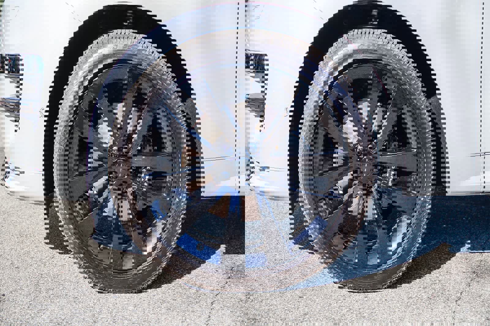 New 2026 Land Rover Range Rover Sport Dynamic SE image 9