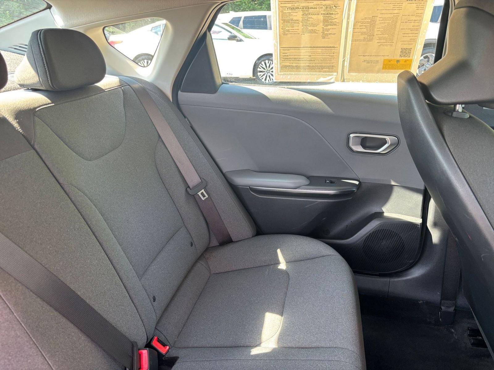 Used 2025 Kia K4 FWD image 36