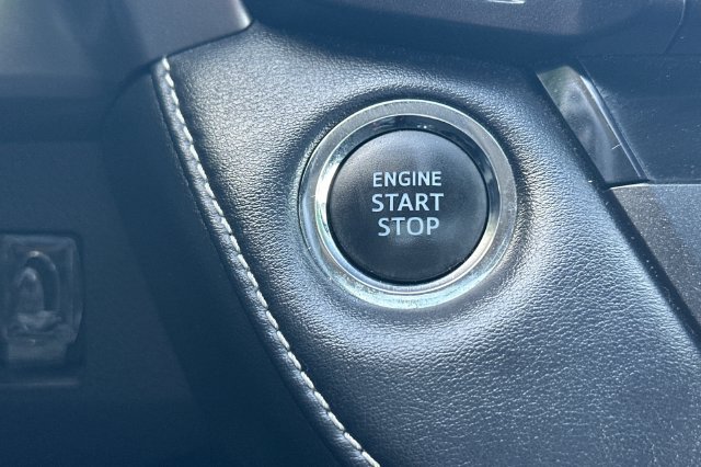 Certified 2018 Toyota RAV4 XLE FWD image 27
