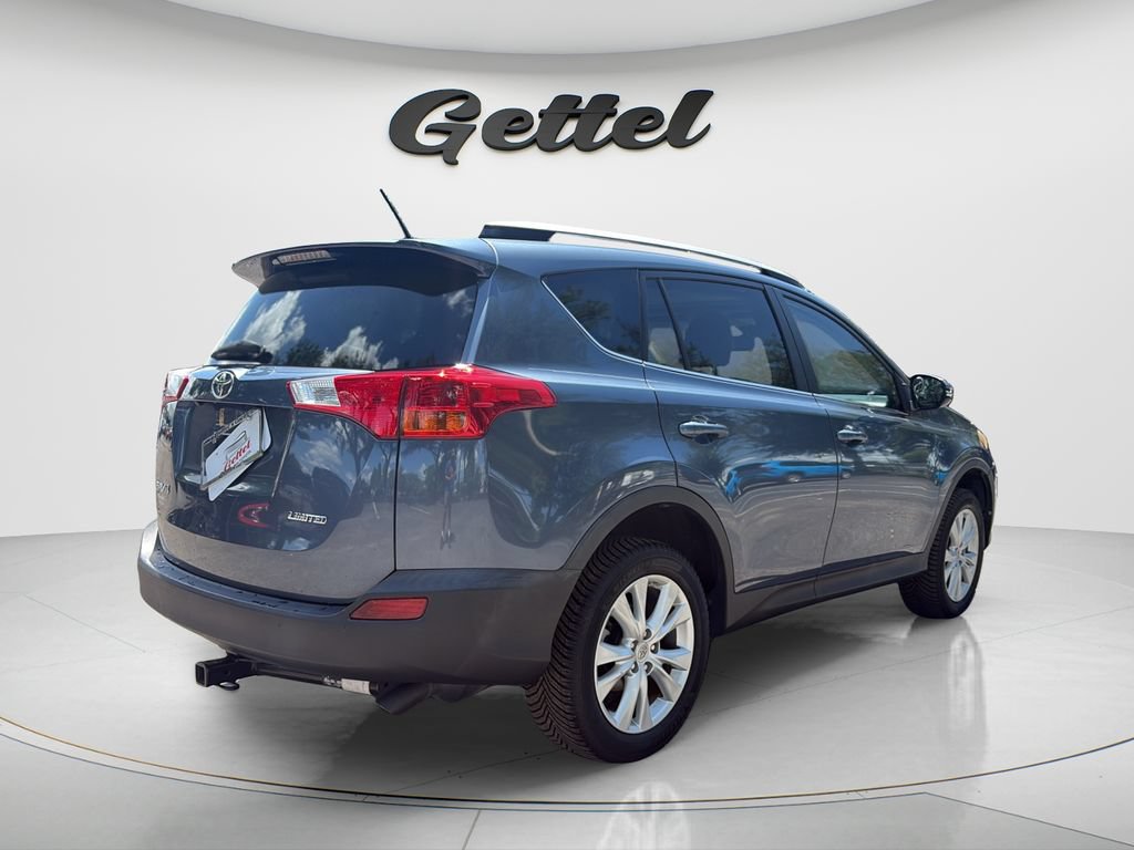 Used 2014 Toyota RAV4 Limited w/ Technology Package FWD image 5