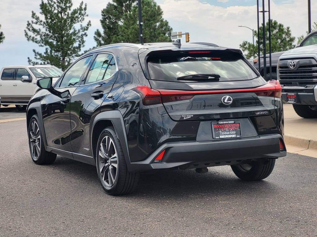 Used 2019 Lexus UX 250h AWD/4WD image 6