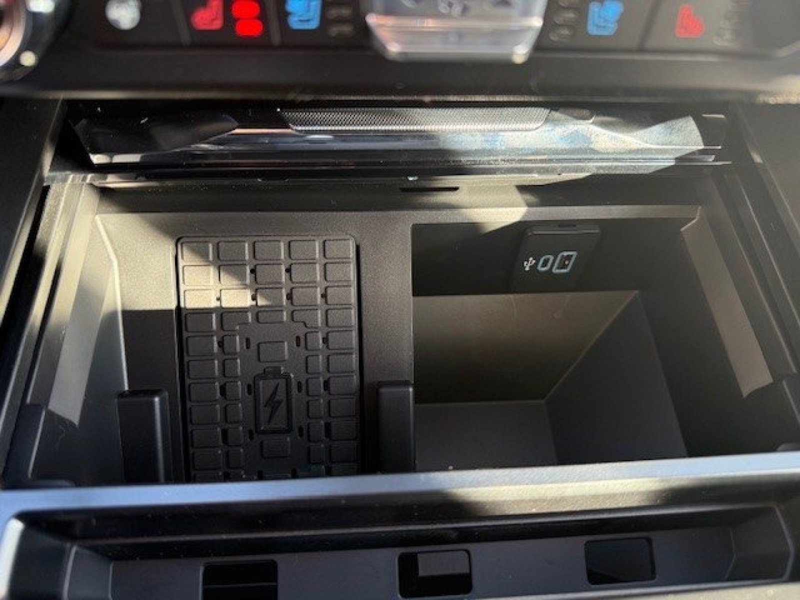 New 2026 Ford F350 Lariat AWD/4WD image 15