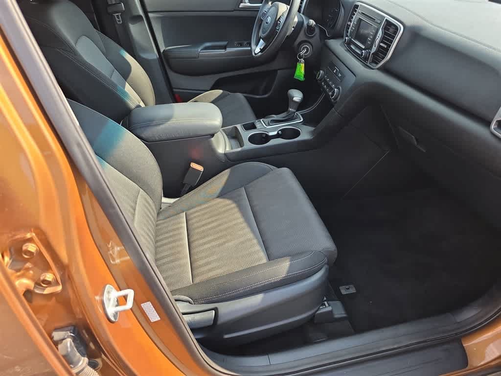 Used 2019 Kia Sportage LX AWD/4WD image 10
