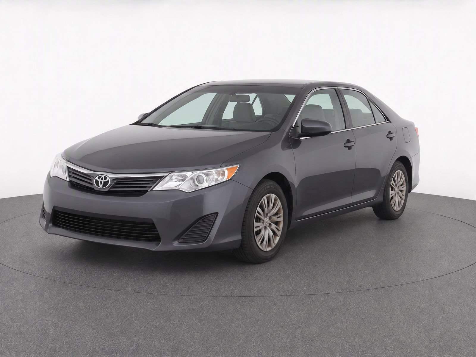 Used 2012 Toyota Camry FWD image 2