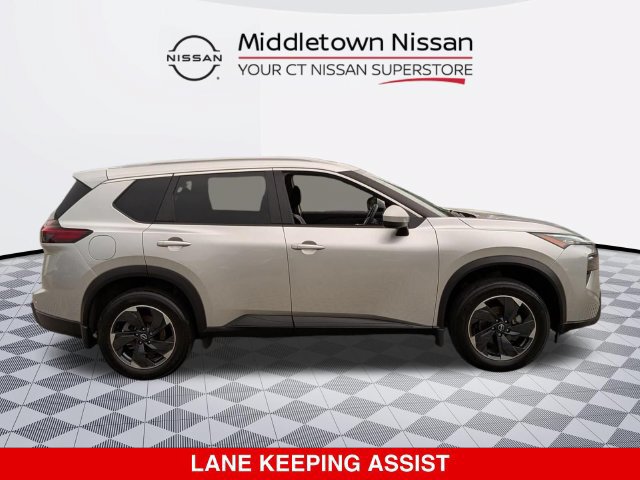 Certified 2024 Nissan Rogue SV w/ SV Premium Package AWD/4WD image 2