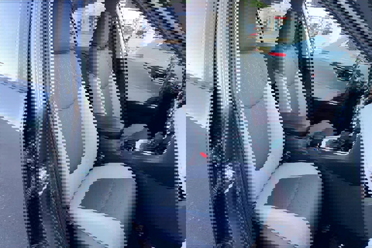 Used 2020 Toyota RAV4 XLE w/ Convenience Package image 9