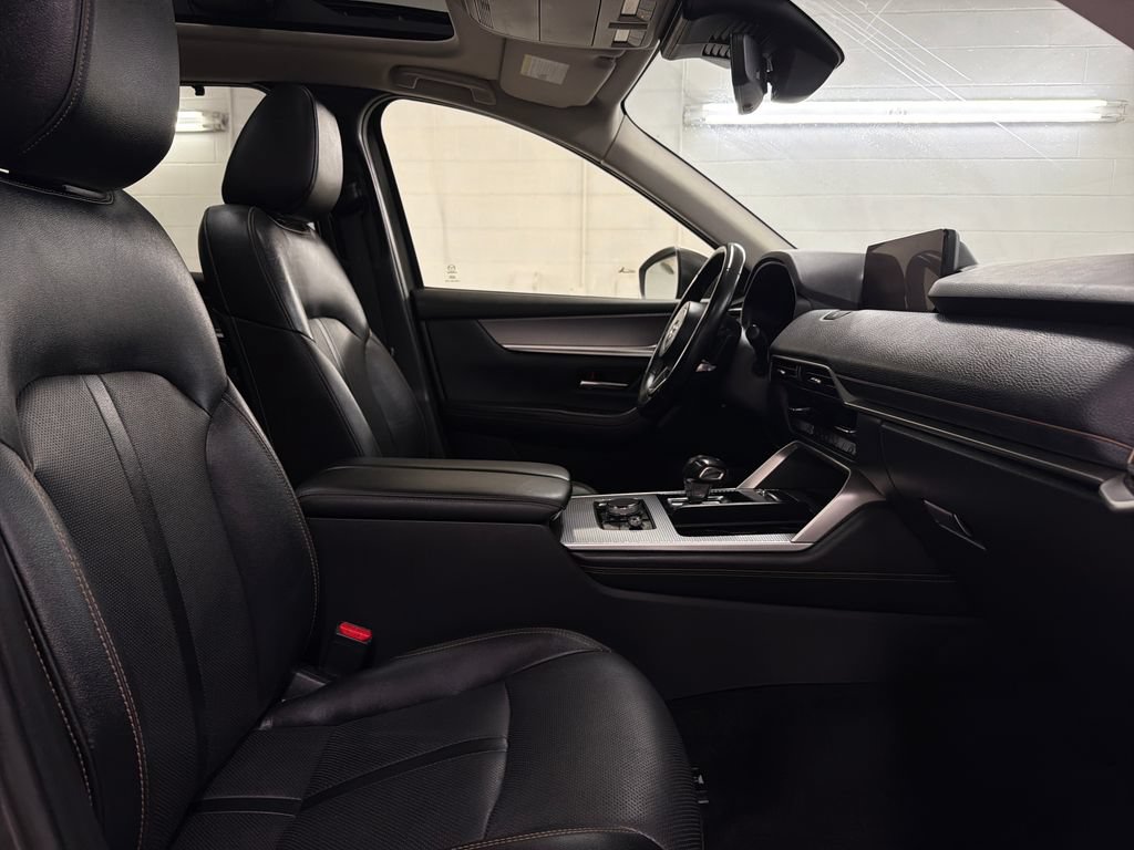 Used 2024 MAZDA CX-90 3.3 Turbo w/ Premium Package AWD/4WD image 30