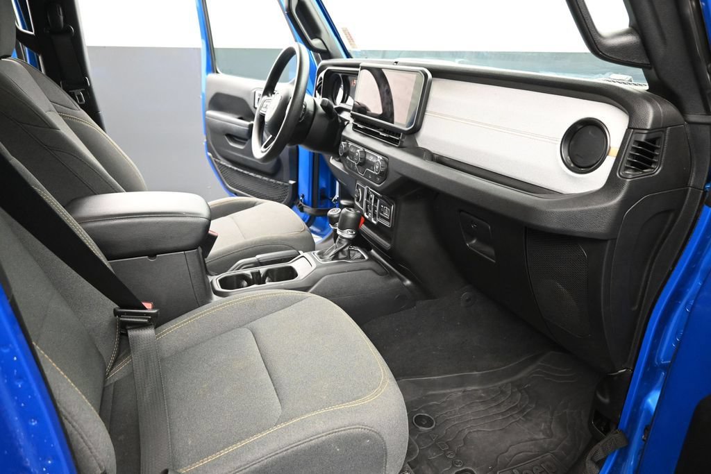 Used 2026 Jeep Wrangler Unlimited Sport AWD/4WD image 28