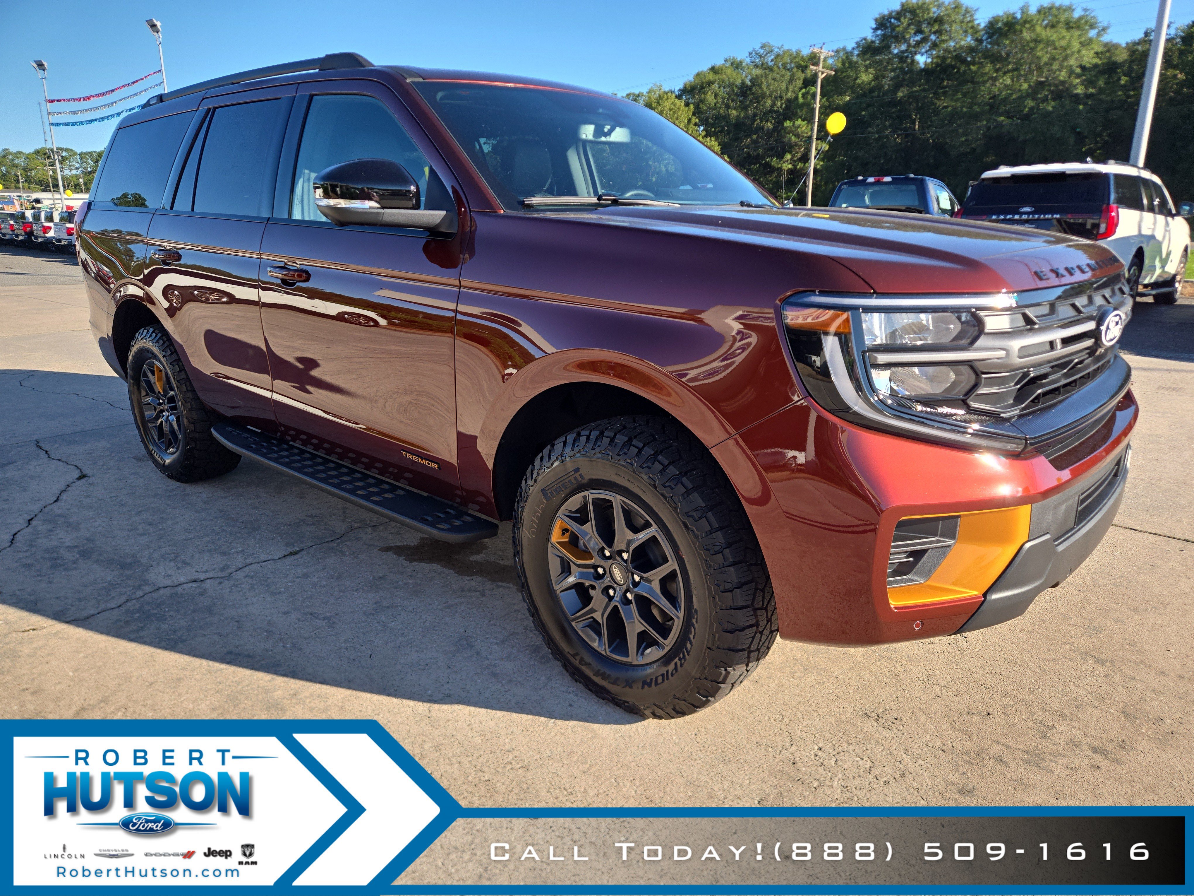 New 2027 Ford Expedition Tremor w/ Driver's Package AWD/4WD image 4