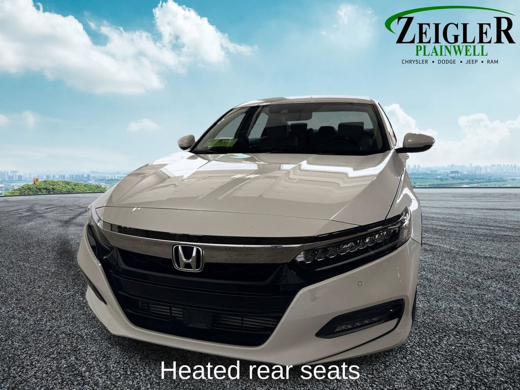 Used 2018 Honda Accord Touring image 9