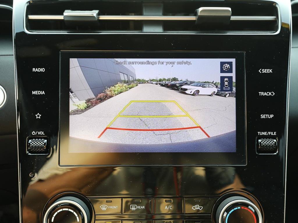 Used 2023 Hyundai Santa Cruz SEL AWD/4WD image 18