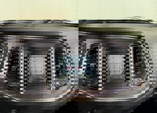 Used 2019 Dodge Challenger R/T w/ Blacktop Package image 12