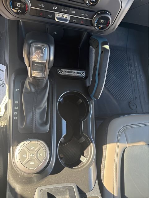 Used 2023 Ford Bronco Wildtrak image 18