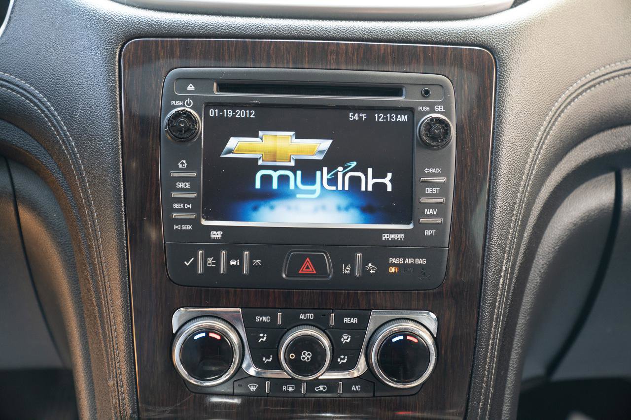 Used 2015 Chevrolet Traverse LTZ w/ LPO, 'HIT The Road' Package image 33