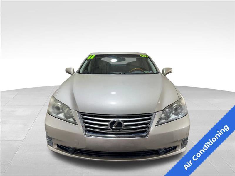 Used 2011 Lexus ES 350 image 2