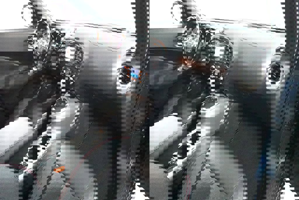 Used 2013 Nissan Juke SL image 32