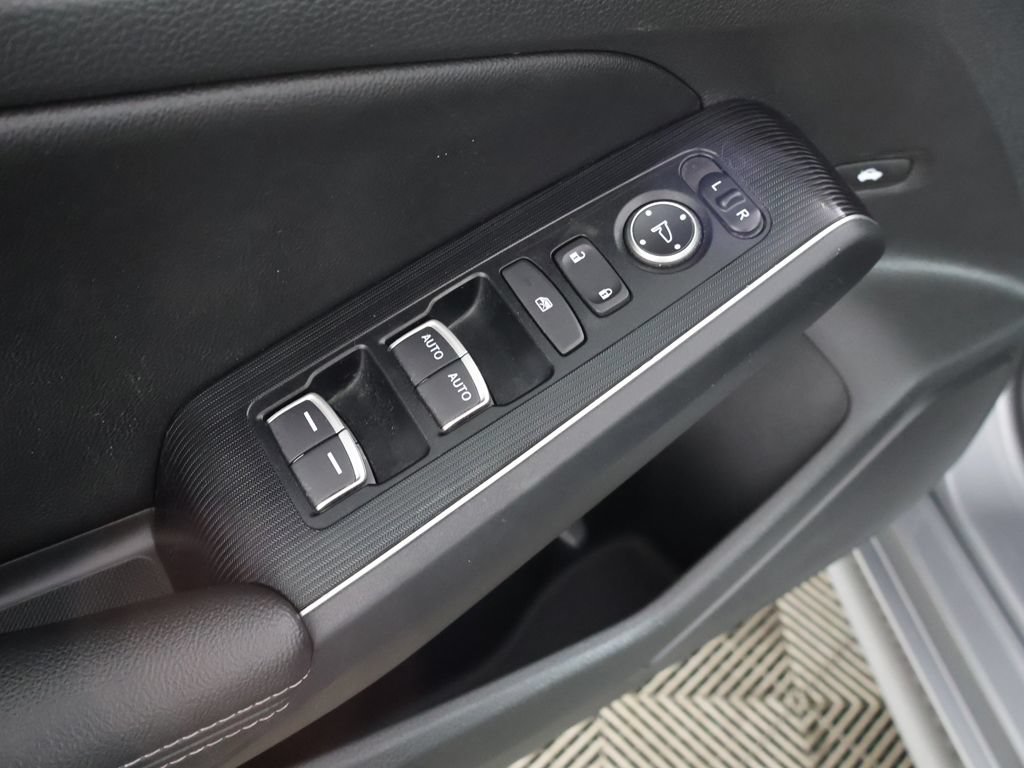 Used 2023 Honda Civic Touring image 40