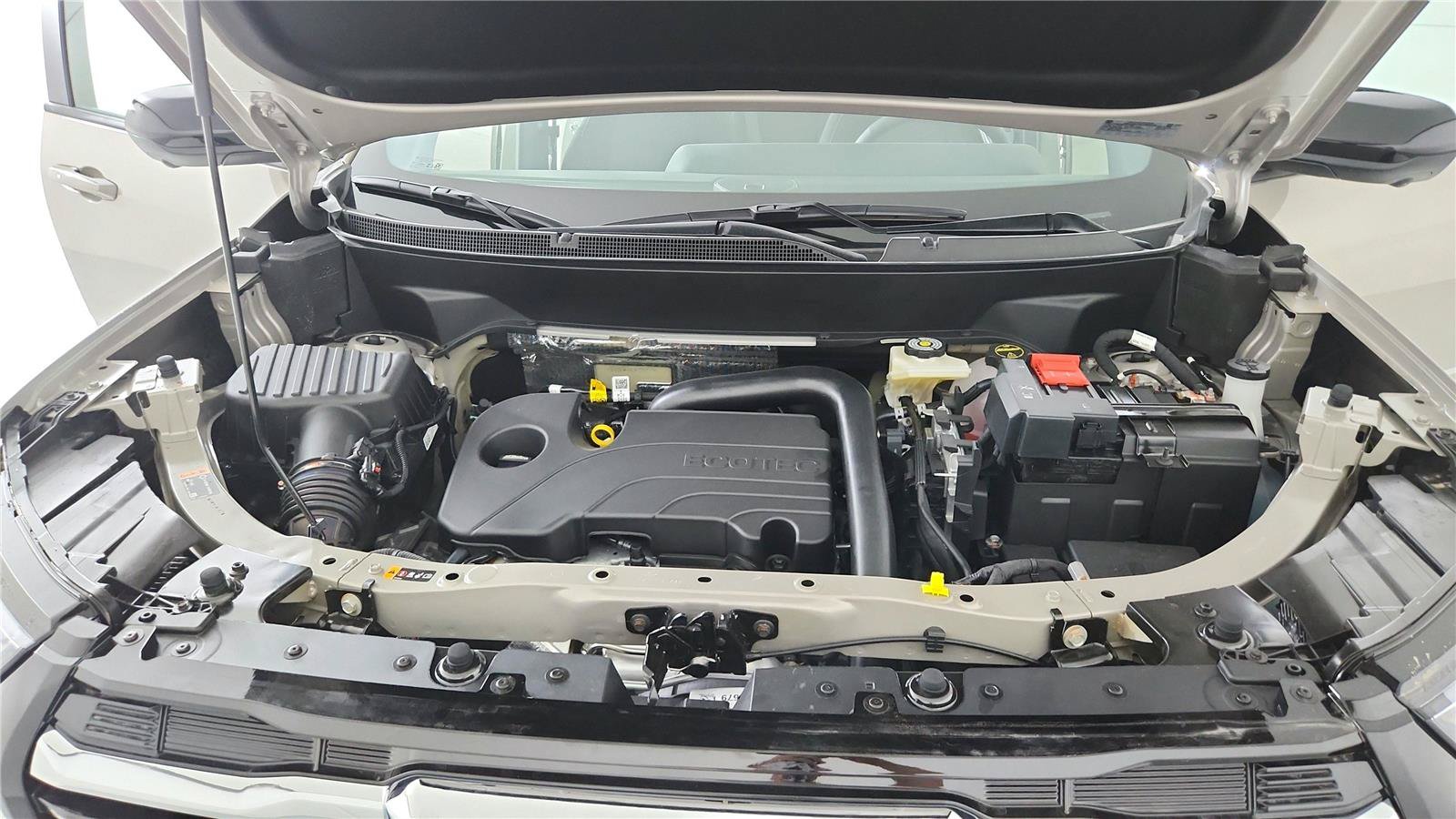Used 2026 GMC Terrain Elevation w/ Technology Package II FWD image 29