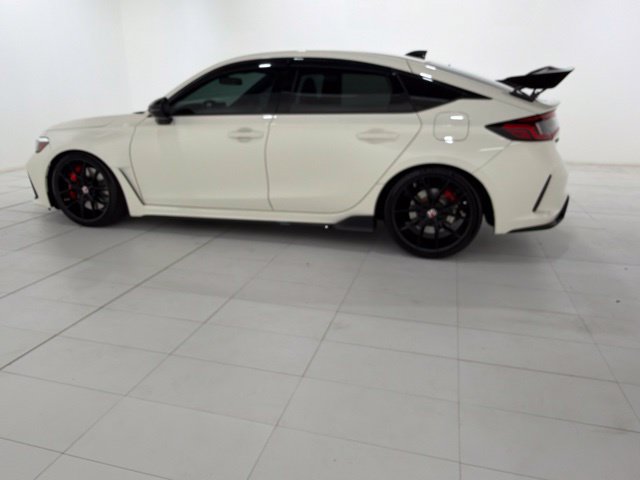 Used 2025 Honda Civic Type R image 2
