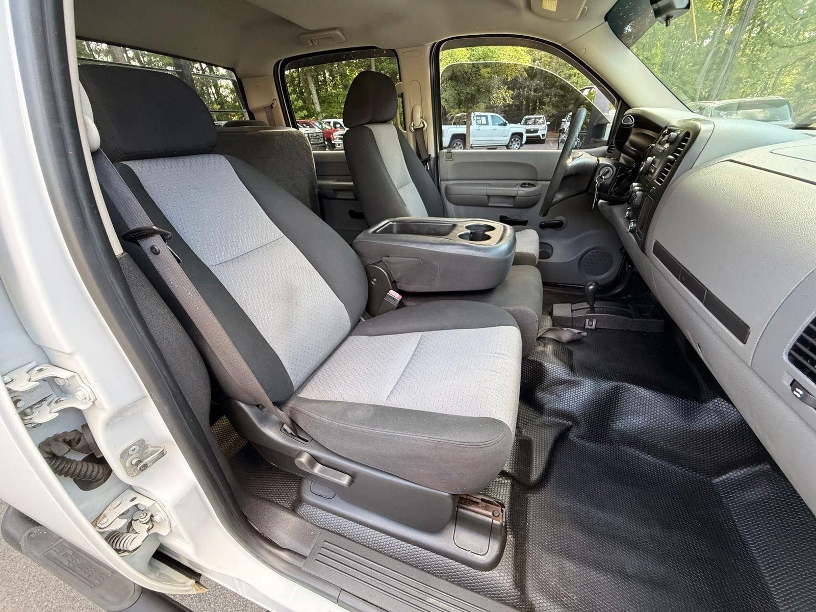 Used 2007 GMC Sierra 3500 W/T AWD/4WD image 18