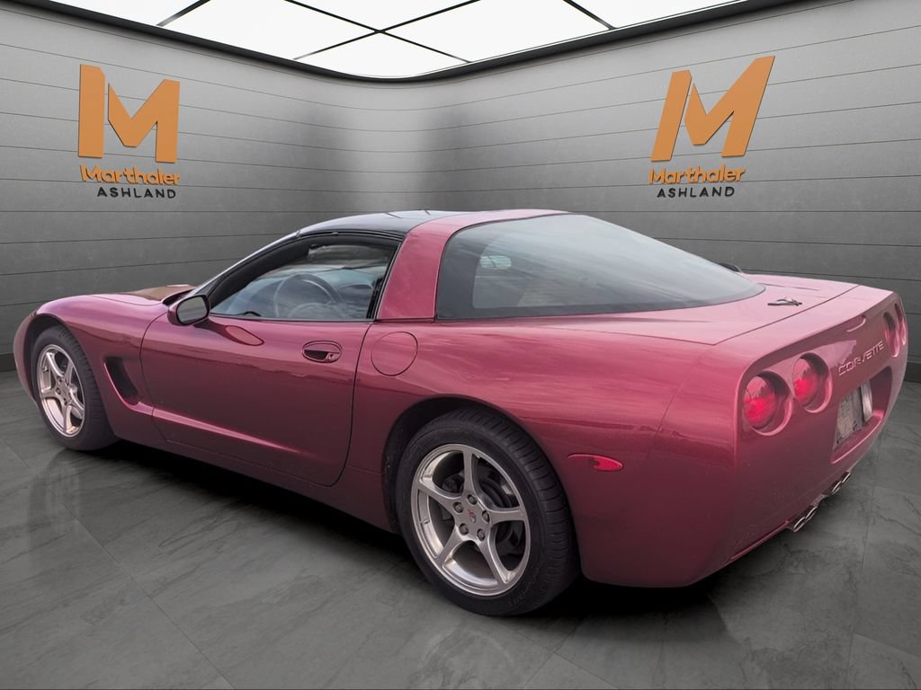 Used 2000 Chevrolet Corvette Coupe w/ Roof Pkg RWD image 3