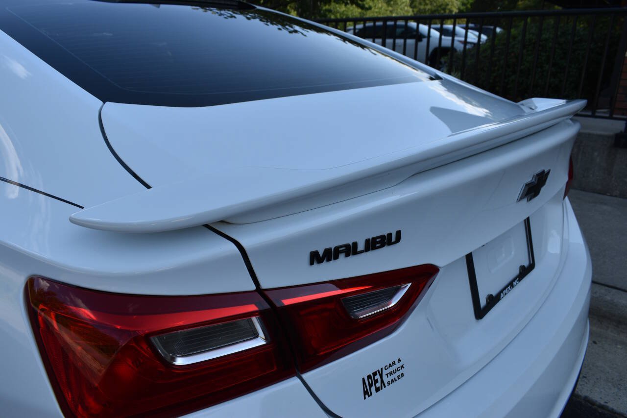 Used 2023 Chevrolet Malibu RS FWD image 30