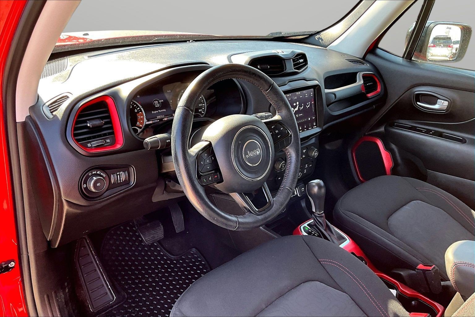 Used 2022 Jeep Renegade Trailhawk image 20