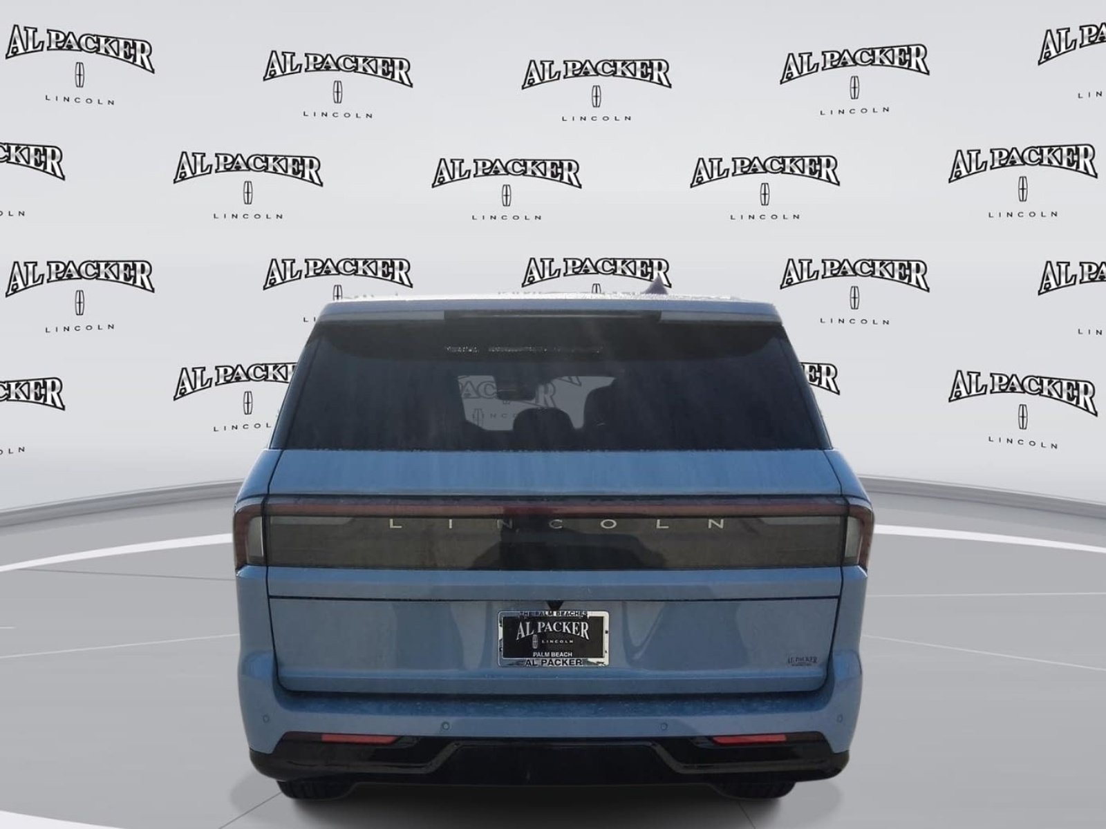 New 2027 Lincoln Navigator Reserve AWD/4WD image 4