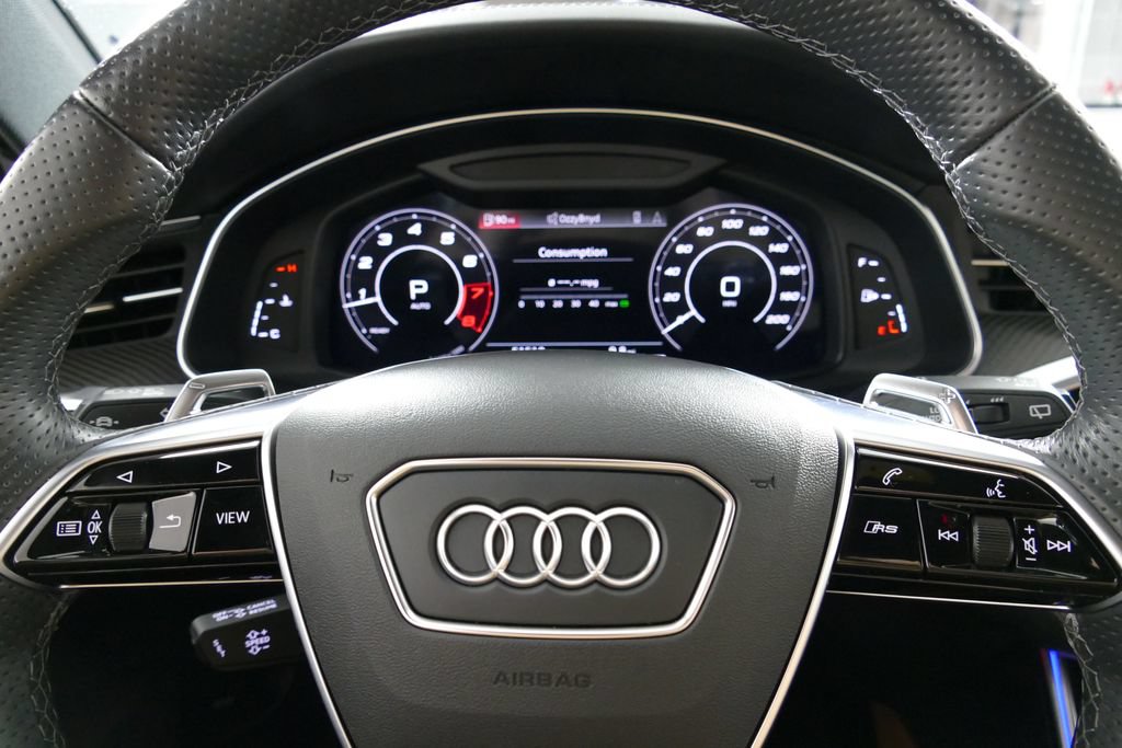Used 2022 Audi RS 6 AWD/4WD image 22