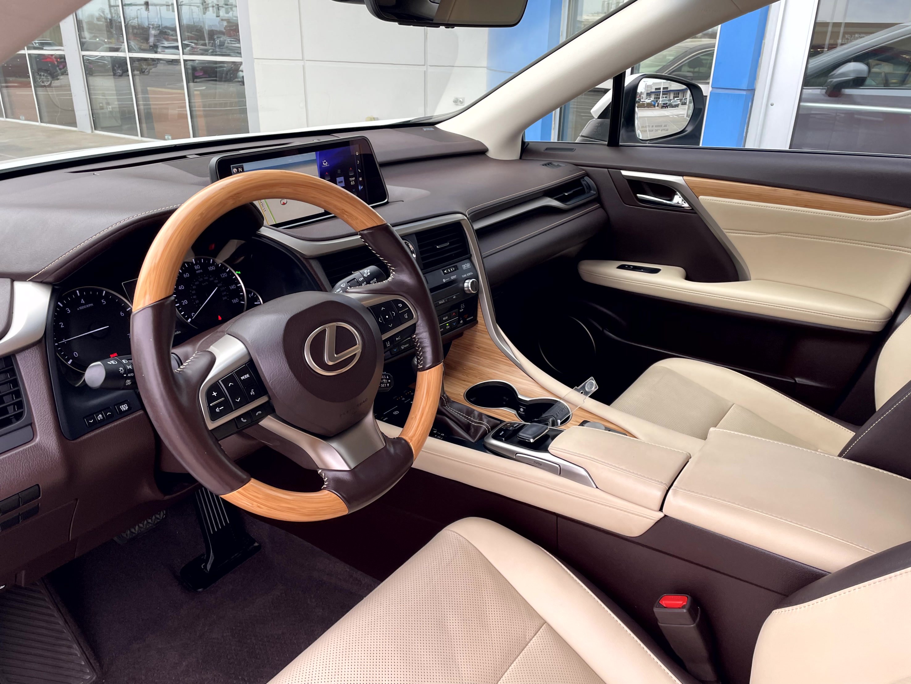 Used 2019 Lexus RX 350L Luxury image 11