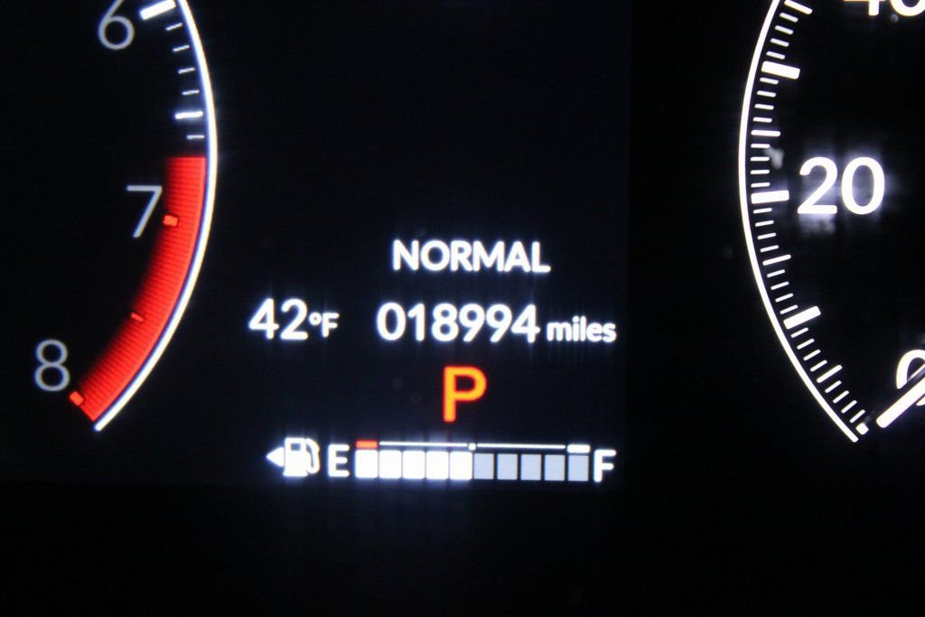 Used 2025 Honda HR-V Sport image 33