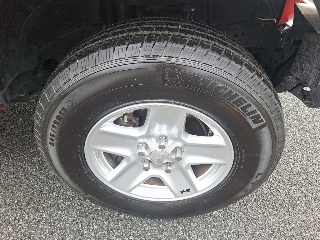 Certified 2020 Jeep Gladiator Sport w/ Quick Order Package 24S image 9