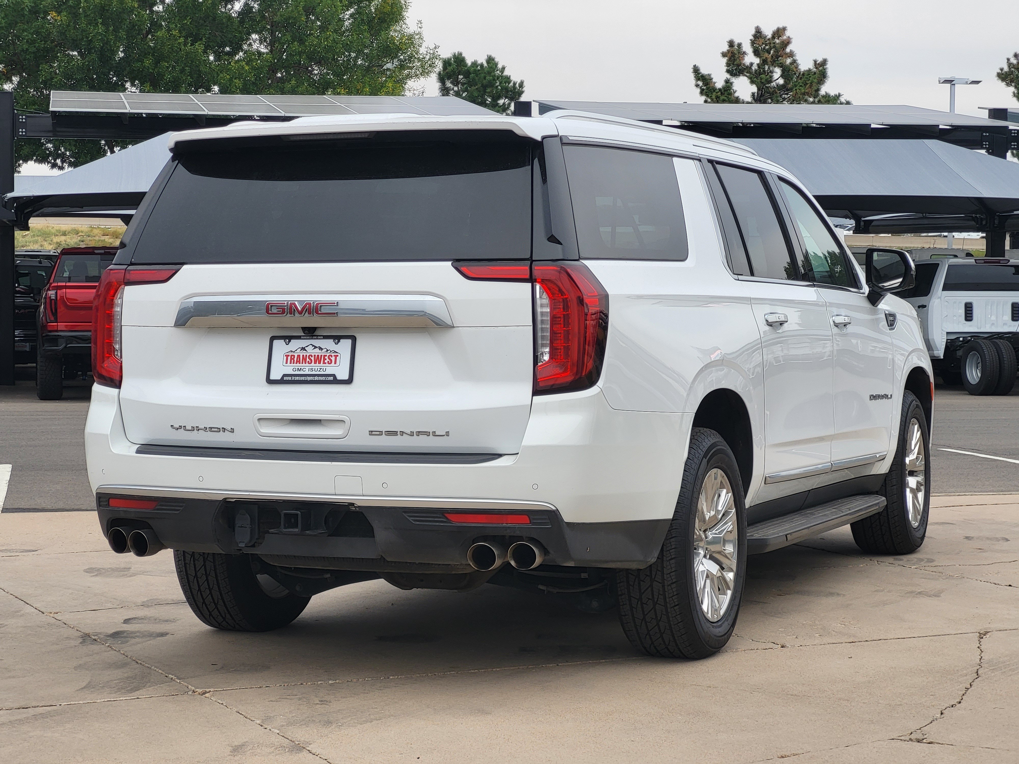 Certified 2024 GMC Yukon XL Denali AWD/4WD image 7