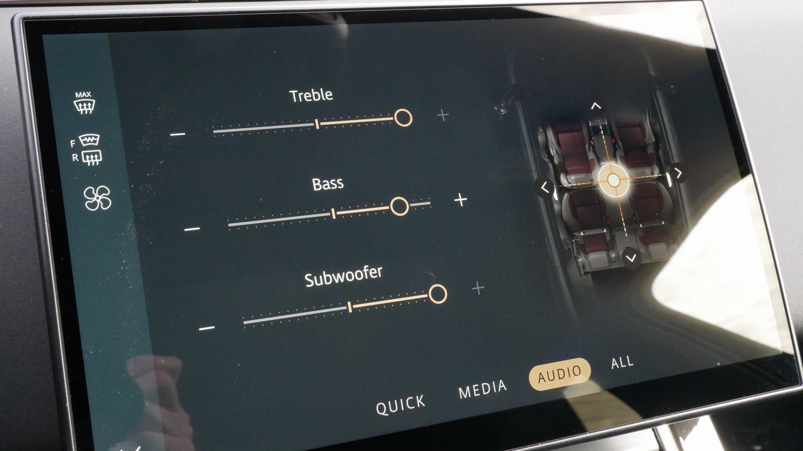 Used 2024 Land Rover Range Rover Evoque Dynamic SE image 59