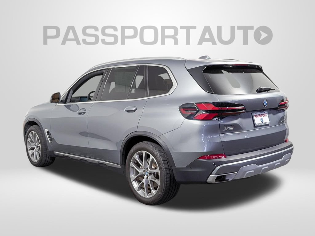 Used 2026 BMW X5 xDrive40i w/ Premium Package AWD/4WD image 3