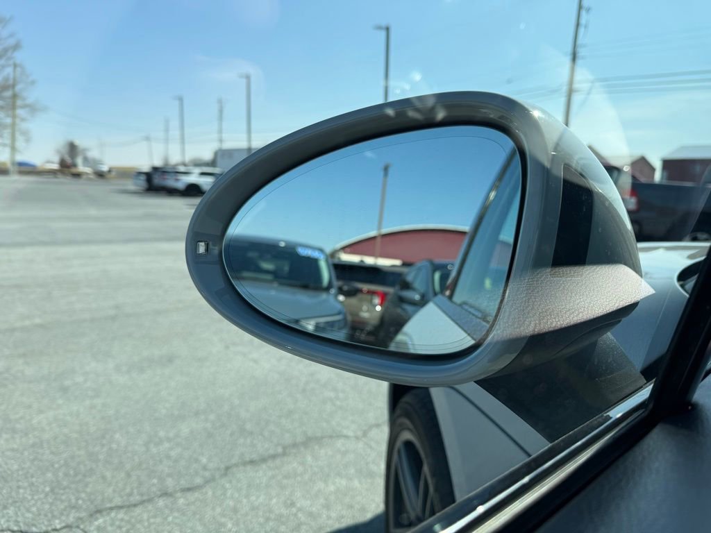 Used 2021 Porsche Macan S image 12