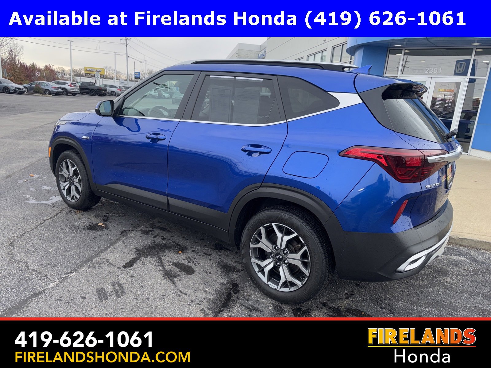 Used 2021 Kia Seltos EX image 3