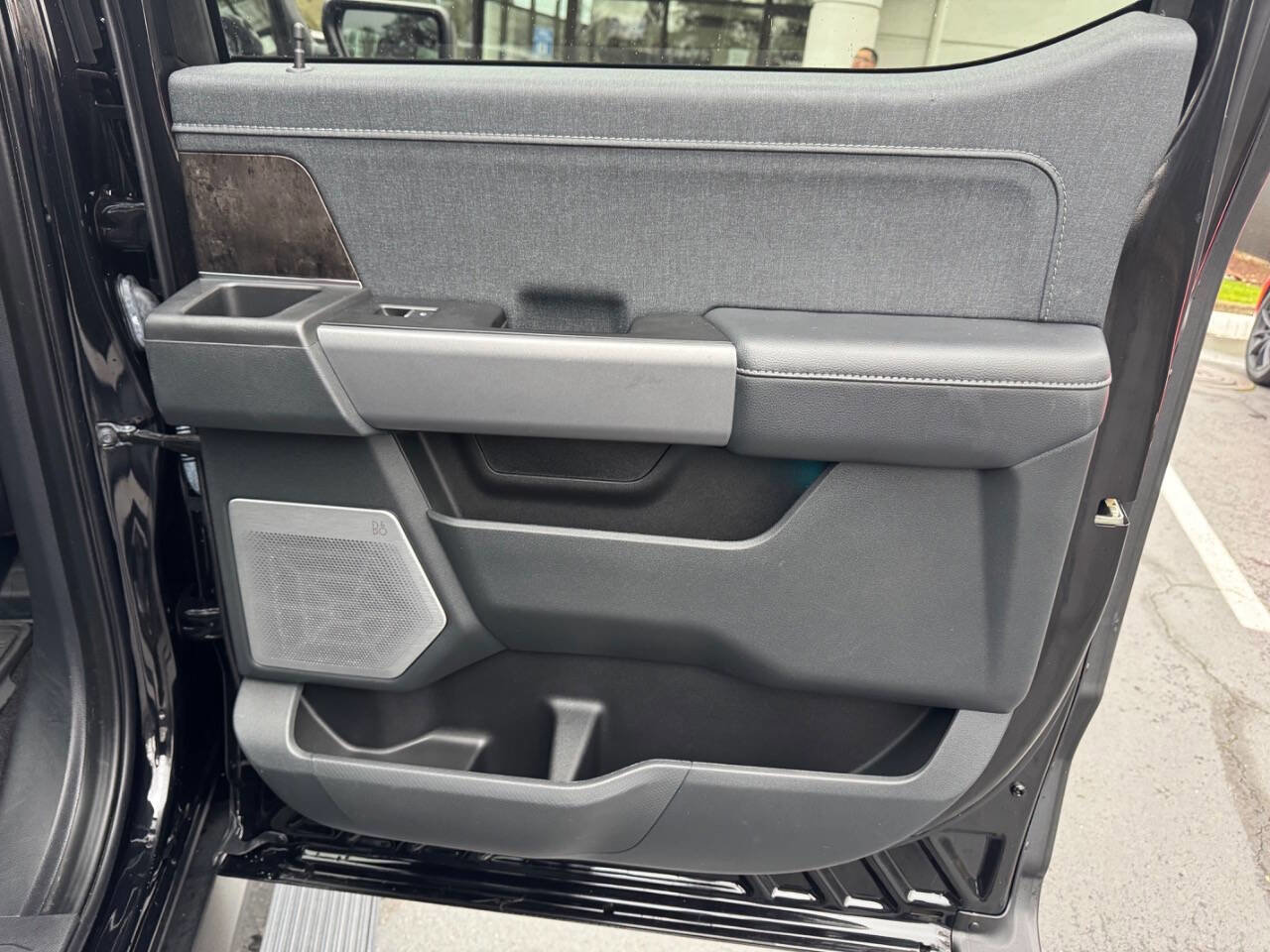 Used 2021 Ford F150 Lariat w/ Equipment Group 502A High image 16