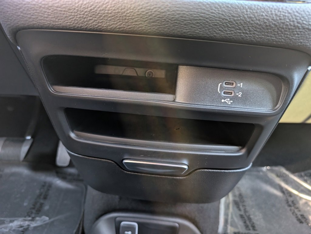 New 2026 Chrysler Pacifica Select image 28